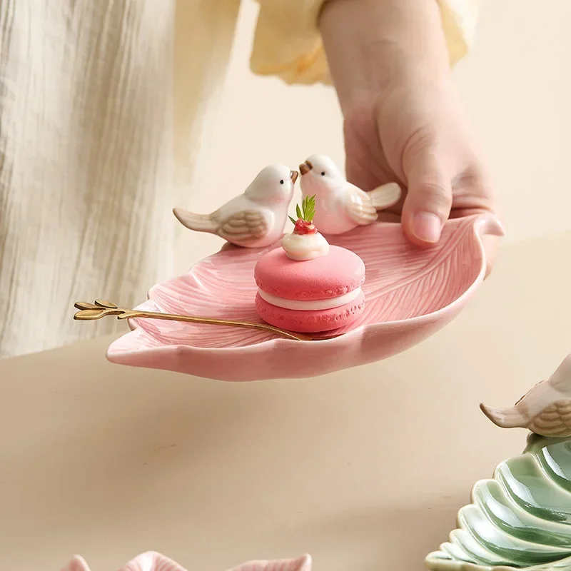 Plateau à oiseaux mignon, plat - Desk Setup At Home avis et prix